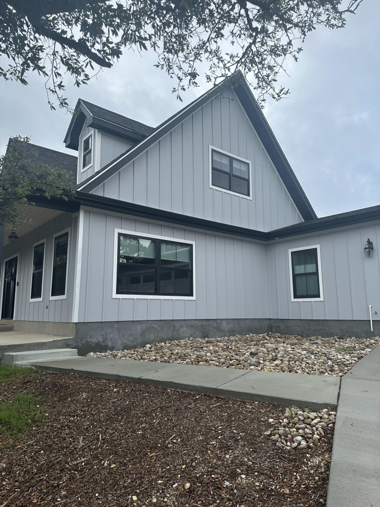Residential Window Cleaning for Patriot Window Cleaning LLC in Canyon Lake, TX