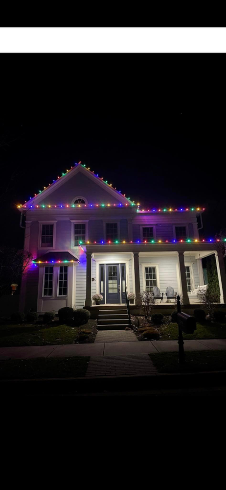 Residential Christmas Light Installation for Indiana Christmas Light Installers	 in Eaton, IN