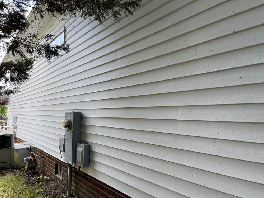 Home Softwash for Sabre's Edge Pressure Washing in Greenville, NC