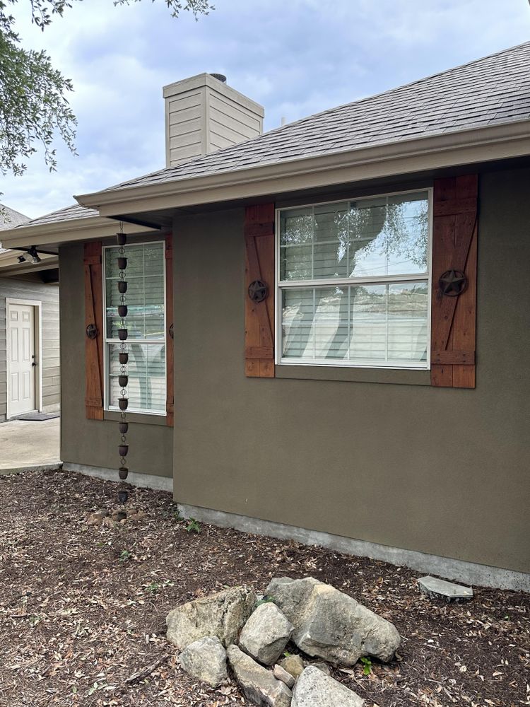 Residential Window Cleaning for Patriot Window Cleaning LLC in Canyon Lake, TX