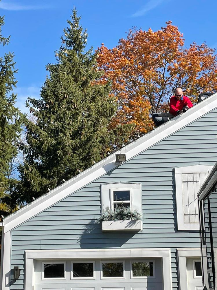 Residential Christmas Light Installation for Indiana Christmas Light Installers	 in Eaton, IN