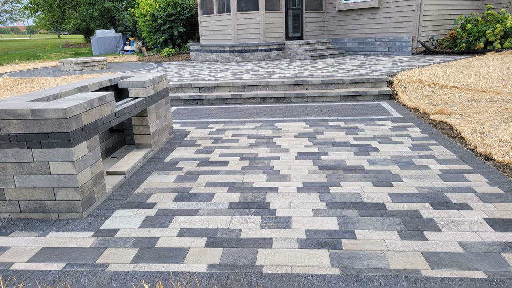 Outdoor Kitchens for Daybreaker Landscapes in McHenry County, Illinois