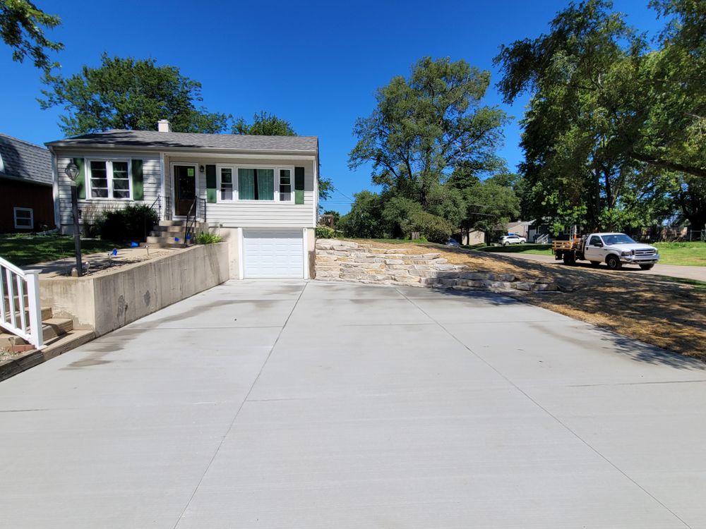 Before and After for Daybreaker Landscapes in McHenry County, Illinois