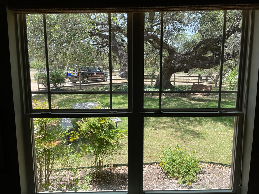 Residential Window Cleaning for Patriot Window Cleaning LLC in Canyon Lake, TX
