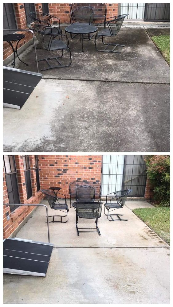 All Photos for Paneless Window Cleaning LLC in Iowa City, IA