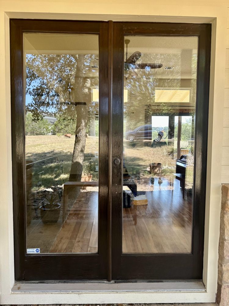 Residential Window Cleaning for Patriot Window Cleaning LLC in Canyon Lake, TX