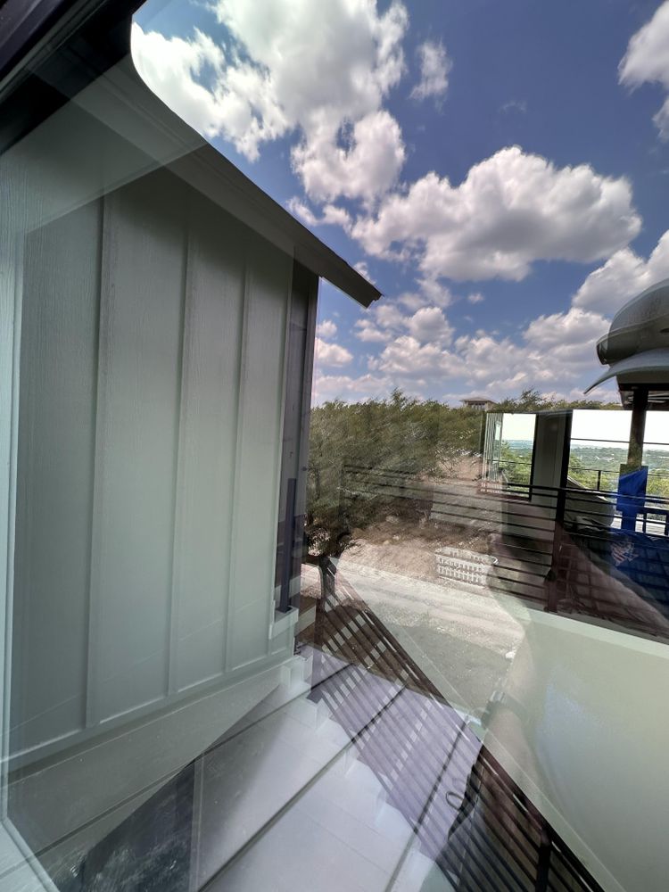 Residential Window Cleaning for Patriot Window Cleaning LLC in Canyon Lake, TX