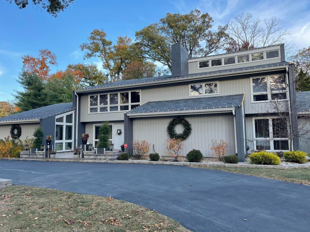 Residential Christmas Light Installation for Indiana Christmas Light Installers	 in Eaton, IN