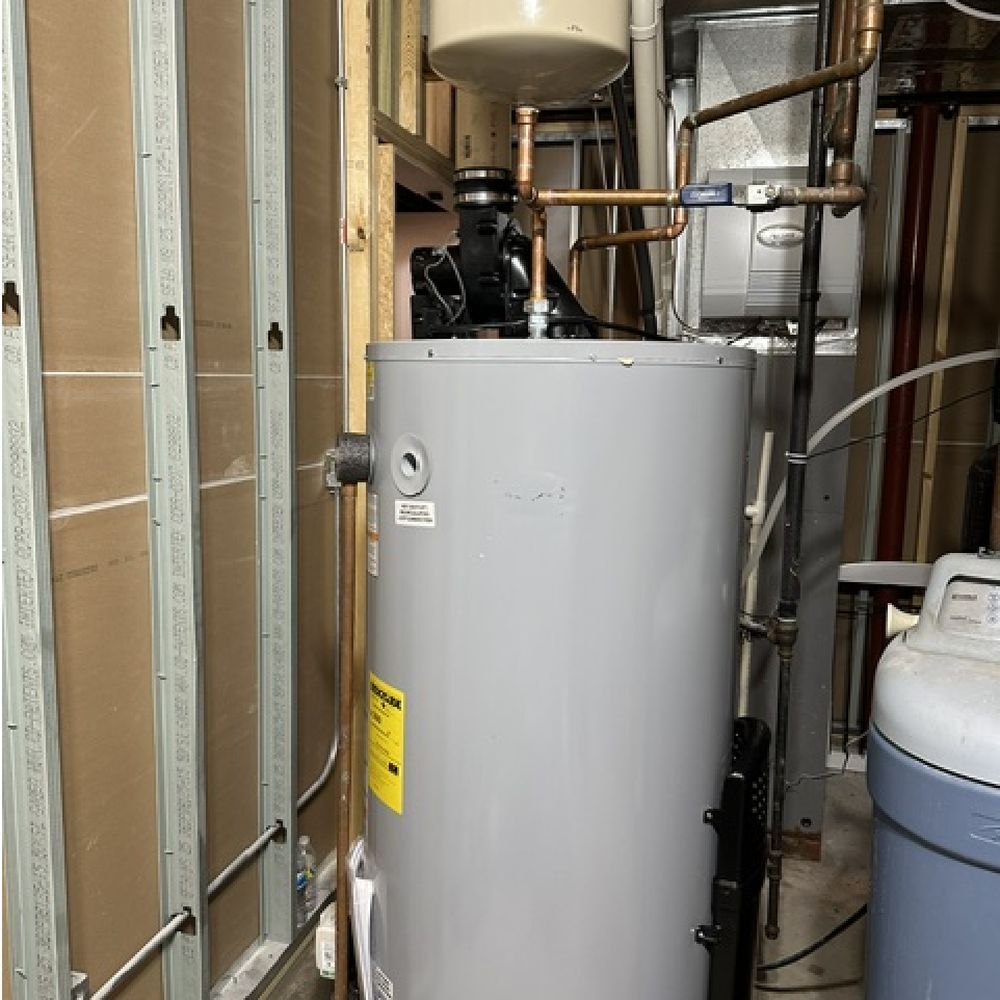 Water heater installed by Maximized Plumbing