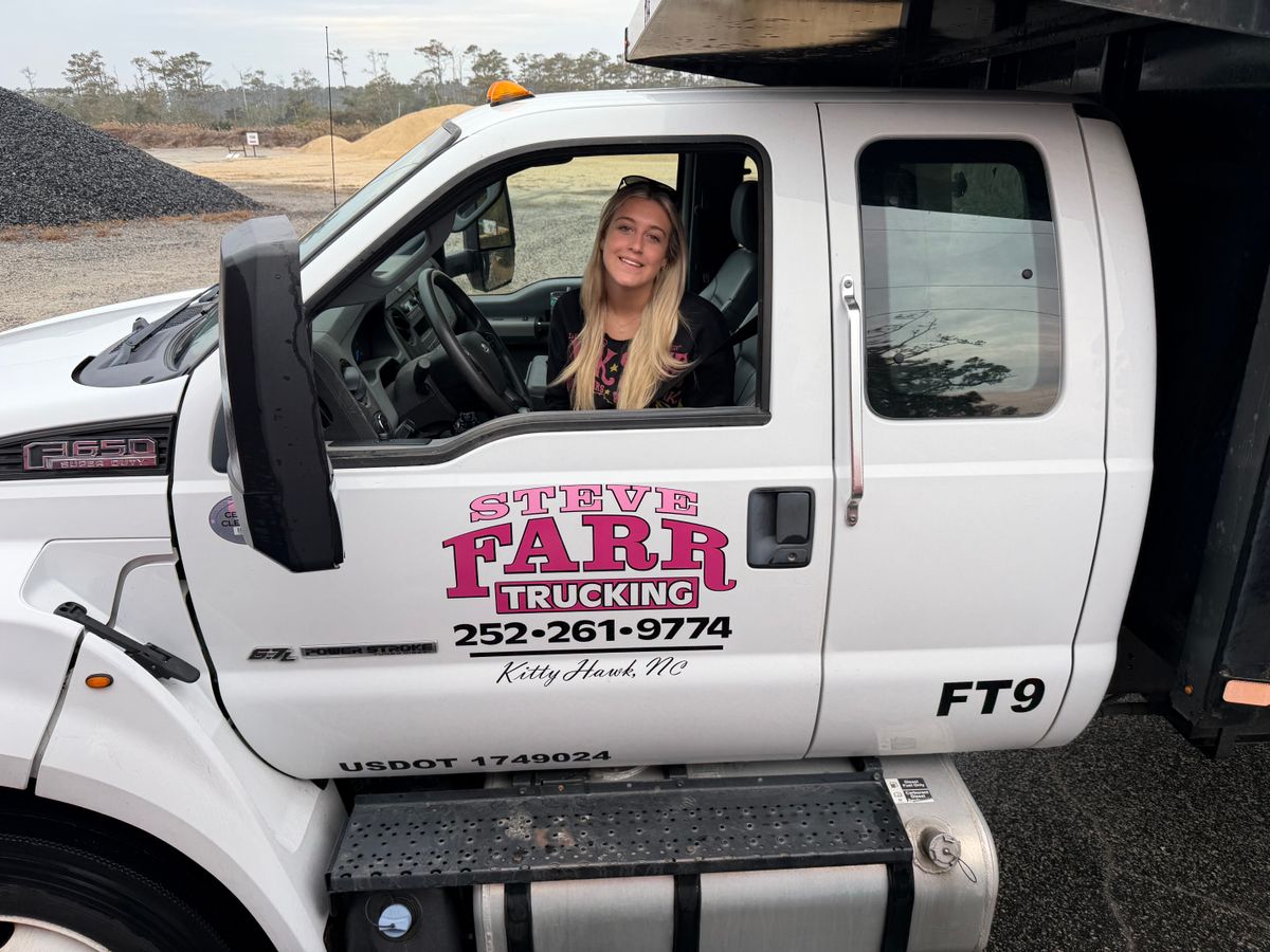 Farr Trucking truck FT9 lettered Steve Farr Trucking, Kitty Hawk