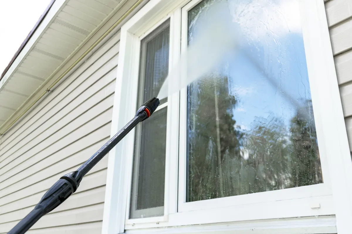 Washing exterior windows and siding