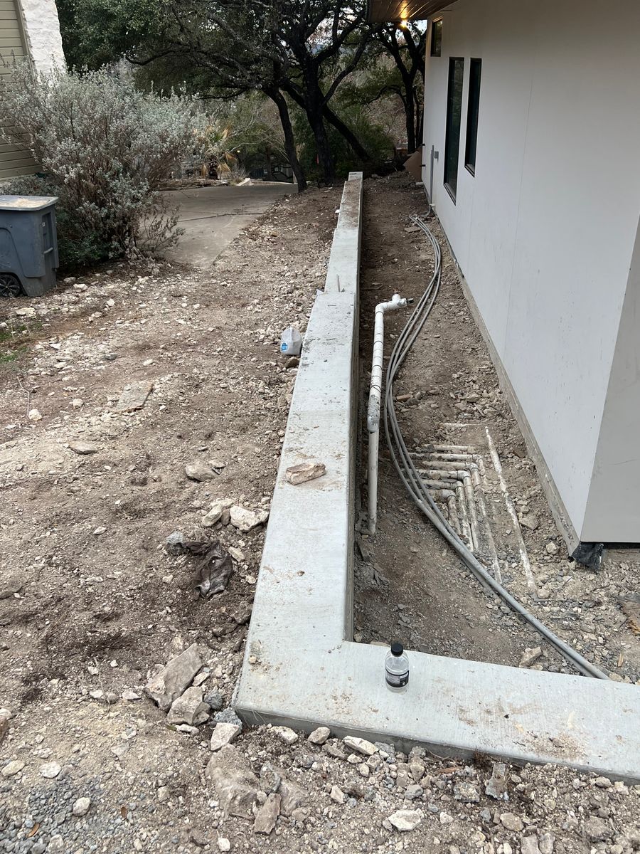 Concrete for Leo's Concrete Crew in Elgin, TX