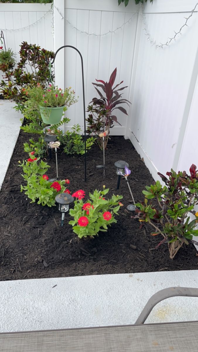 Landscaping & Outdoor Design for Space Coast Property Maintenance and Management LLC in Melbourne, FL