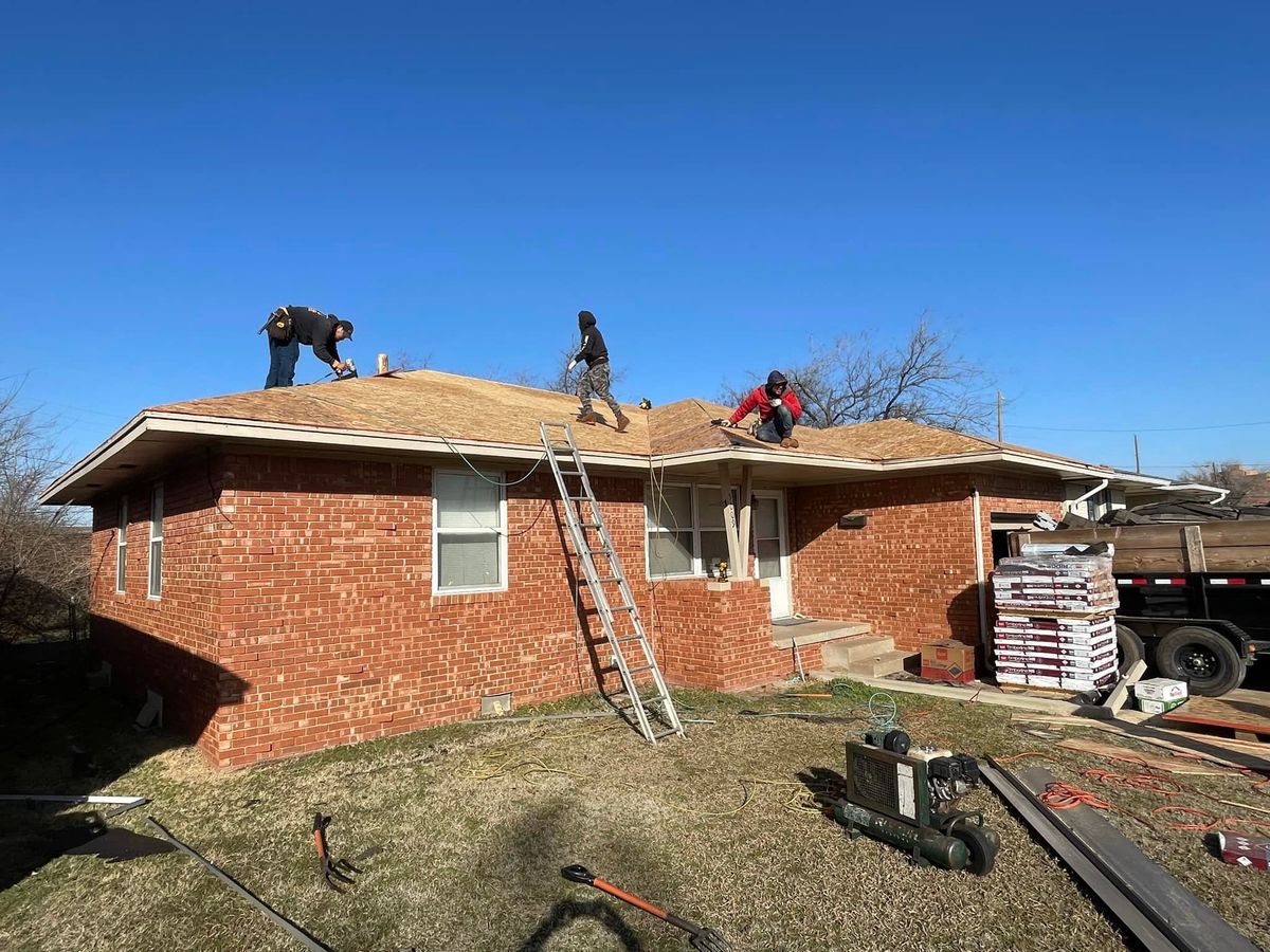 Roofing Replacement for Clutch Roofing & Construction in Mustang, OK