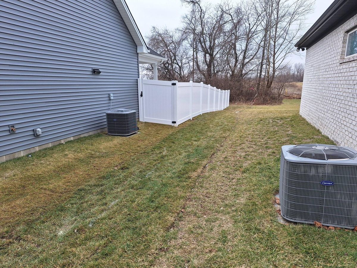 Fence Installation for Apex Fence in Henderson, KY