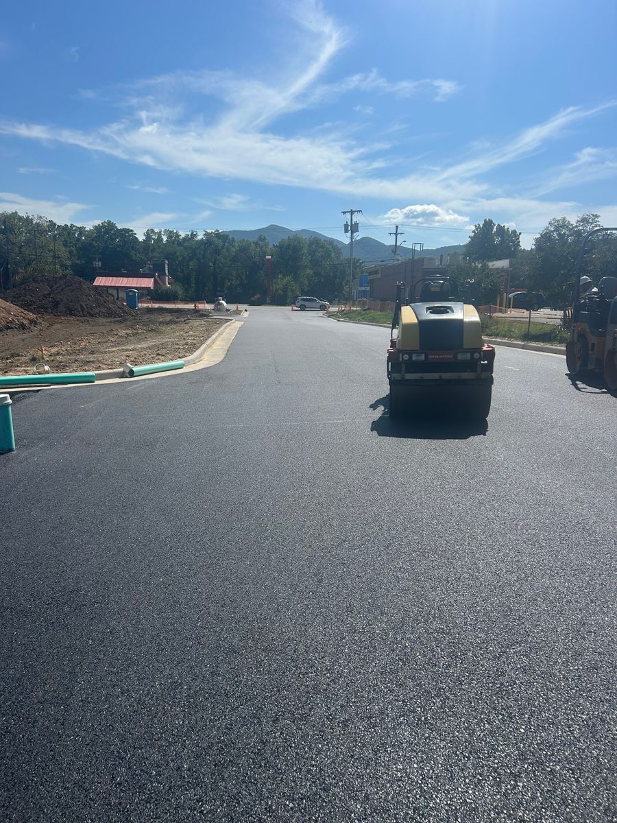 Sealcoating for James R Carter Paving in Roanoke, VA
