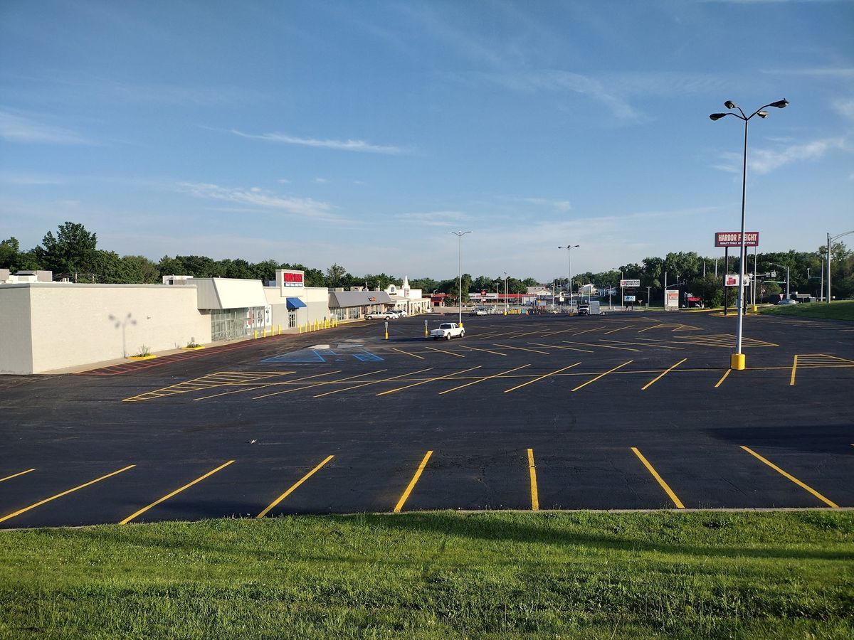 Asphalt Installation for Bishop Asphalt Sealcoating in Marceline, MO