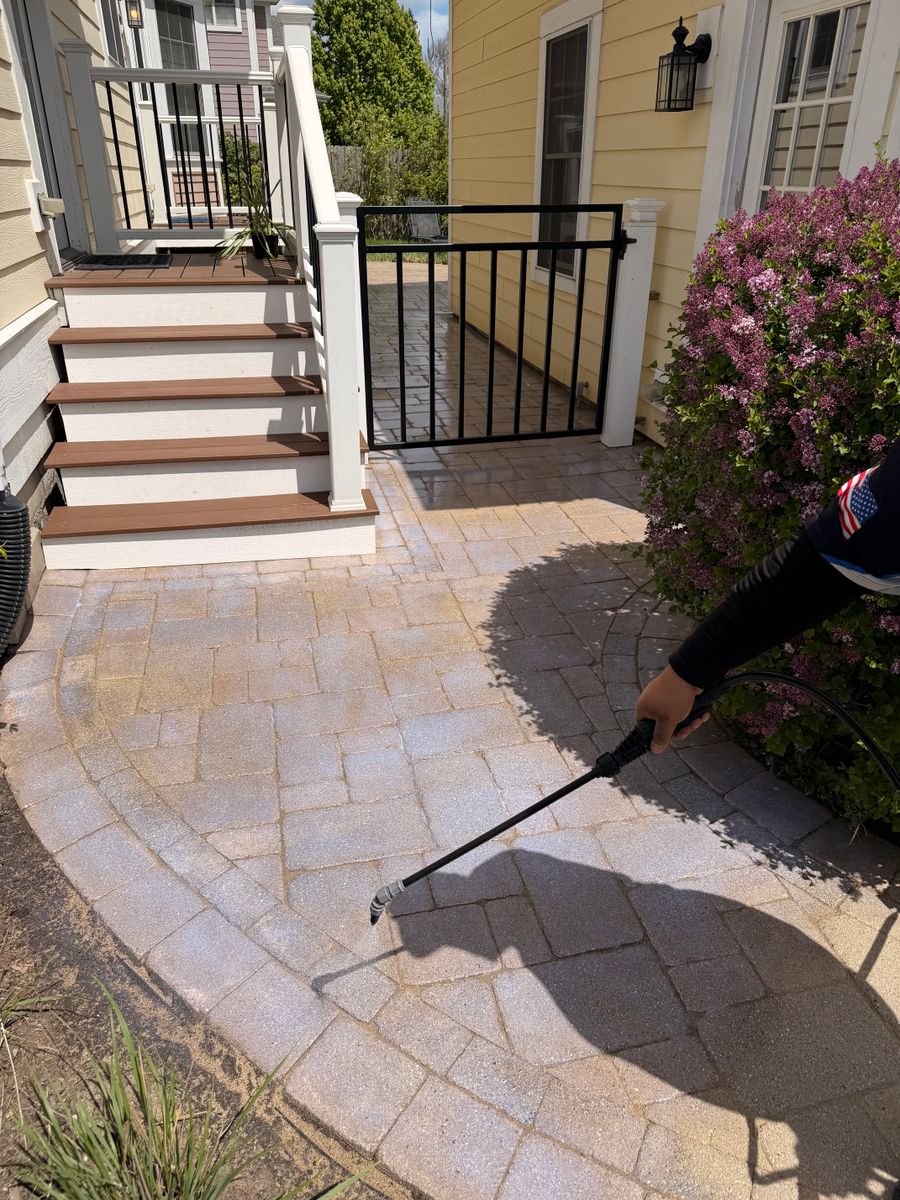 Pressure Washing for Soapy Suds Services in St. Charles, IL