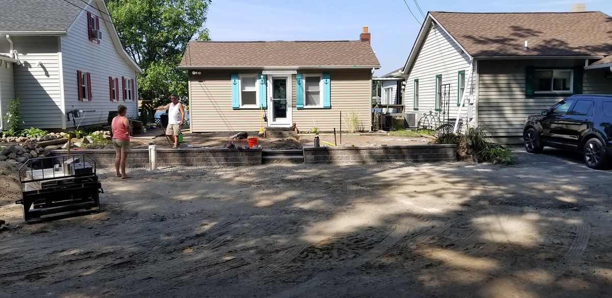 Mulch Installation for Down To Business LLC in Howell, Michigan