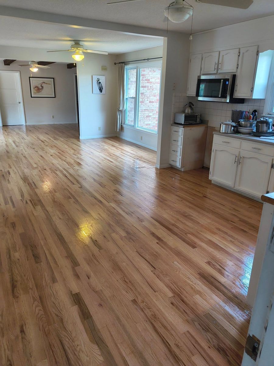 Floor Installation for Kastor Custom Flooring & Carpentry in Kansas City, MO