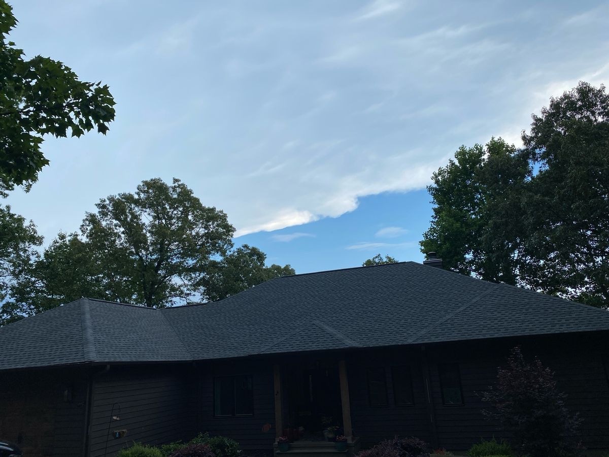 Roofing Installation for Travis Rylee Roofing in Gainesville, GA