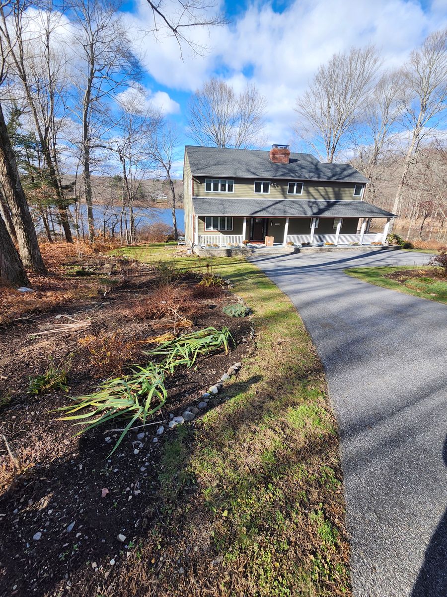 Mulch Installation for Landscape Innovations LLC in Torrington, CT