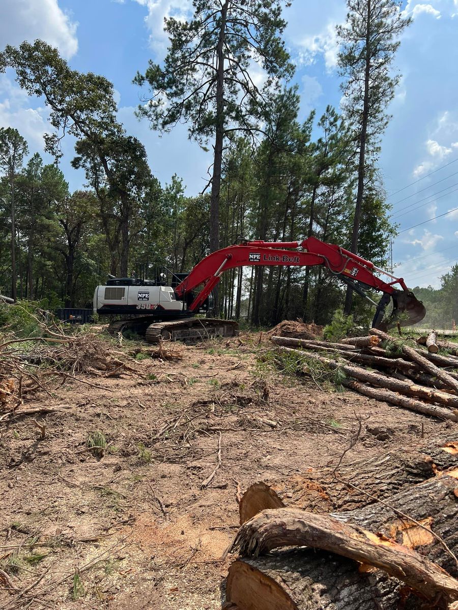 Dirt work for Arnold Construction in Magnolia, TX