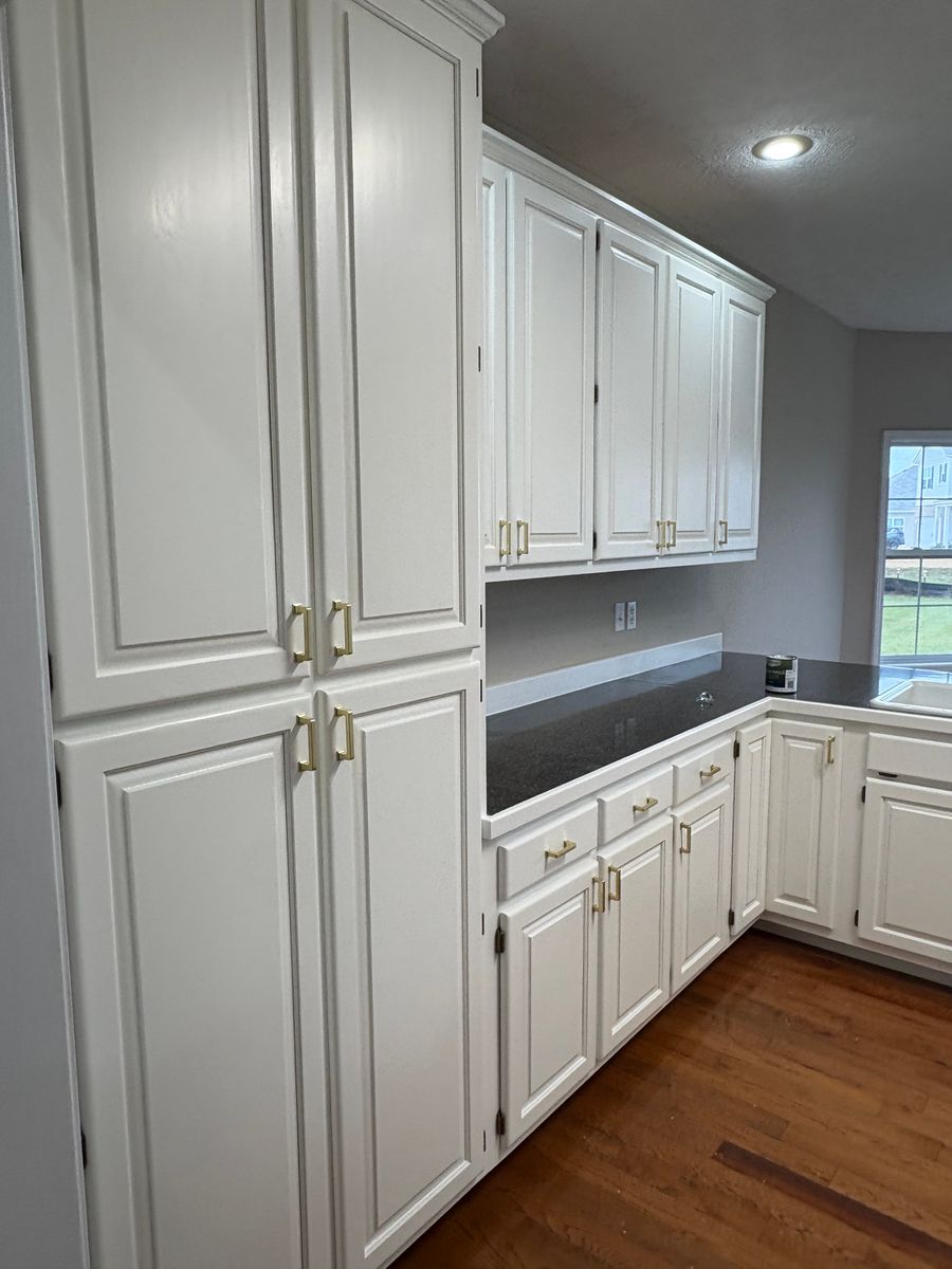 Kitchen and Cabinet Refinishing for NXT Generation Painting in Cookeville, TN