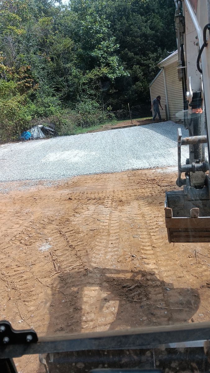 Trenching and Excavation for Yates Construction & Excavation in Arrington, Tennessee