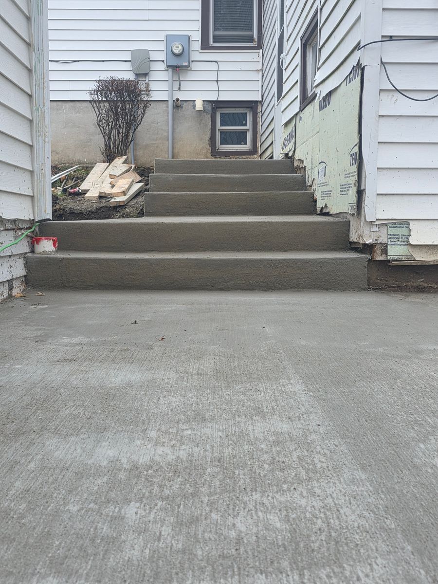 Stair Design & Installation for New Age Concrete in Perry, IA