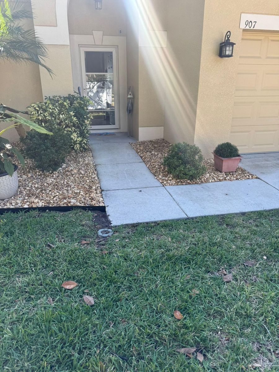 Land Grading for Shoreside Property Services in Apollo Beach, FL