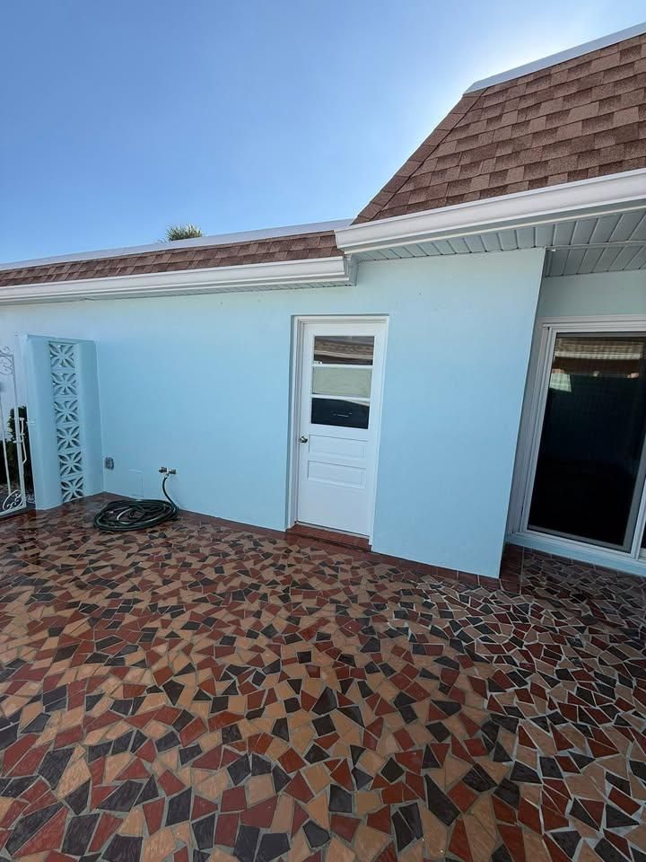 Hardie Siding Installation for Escorpio Painting in Tampa, FL