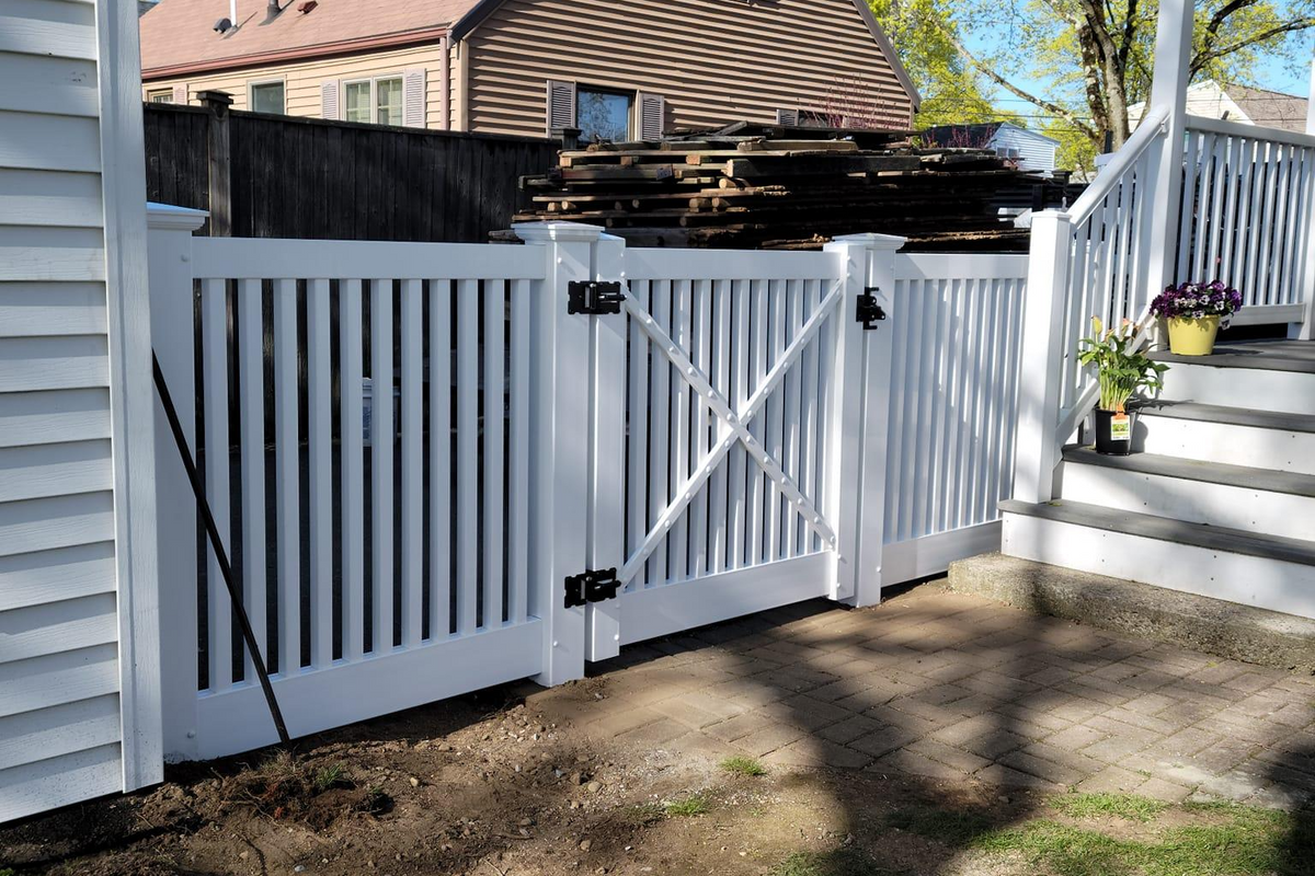 Vinyl Fencing Repair for Azorean Fence in Peabody, MA