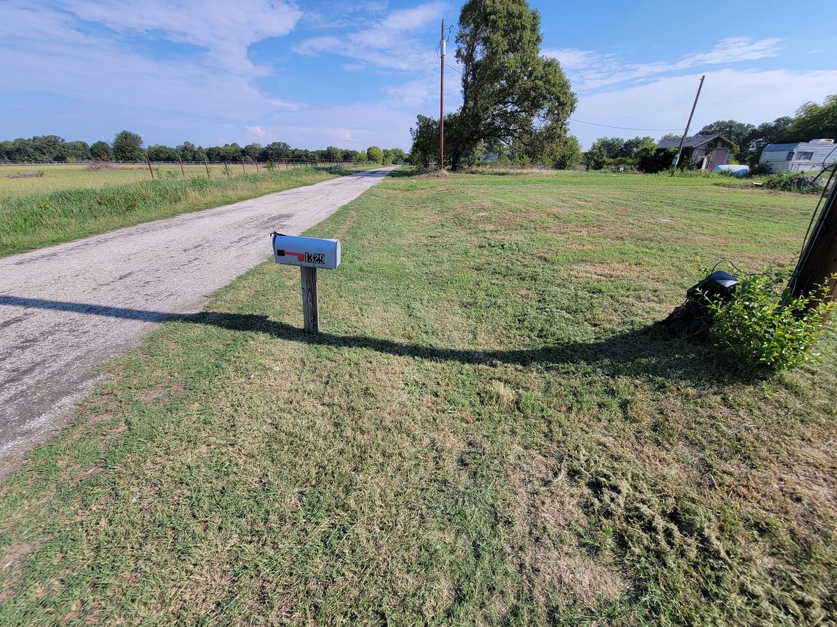 Flower Bed Installation for JBC Mowing in Cedar Creek Lake, Texas