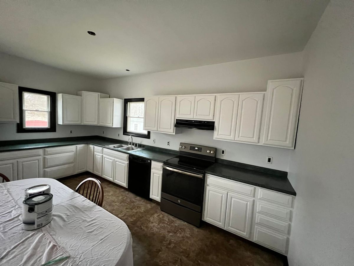 Kitchen and Cabinet Refinishing for ZB Professional Painting in Flint,  MI