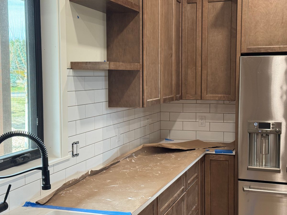 Kitchen Backsplash Tiling for Dakota Tile & Stone in Belle Fourche, SD