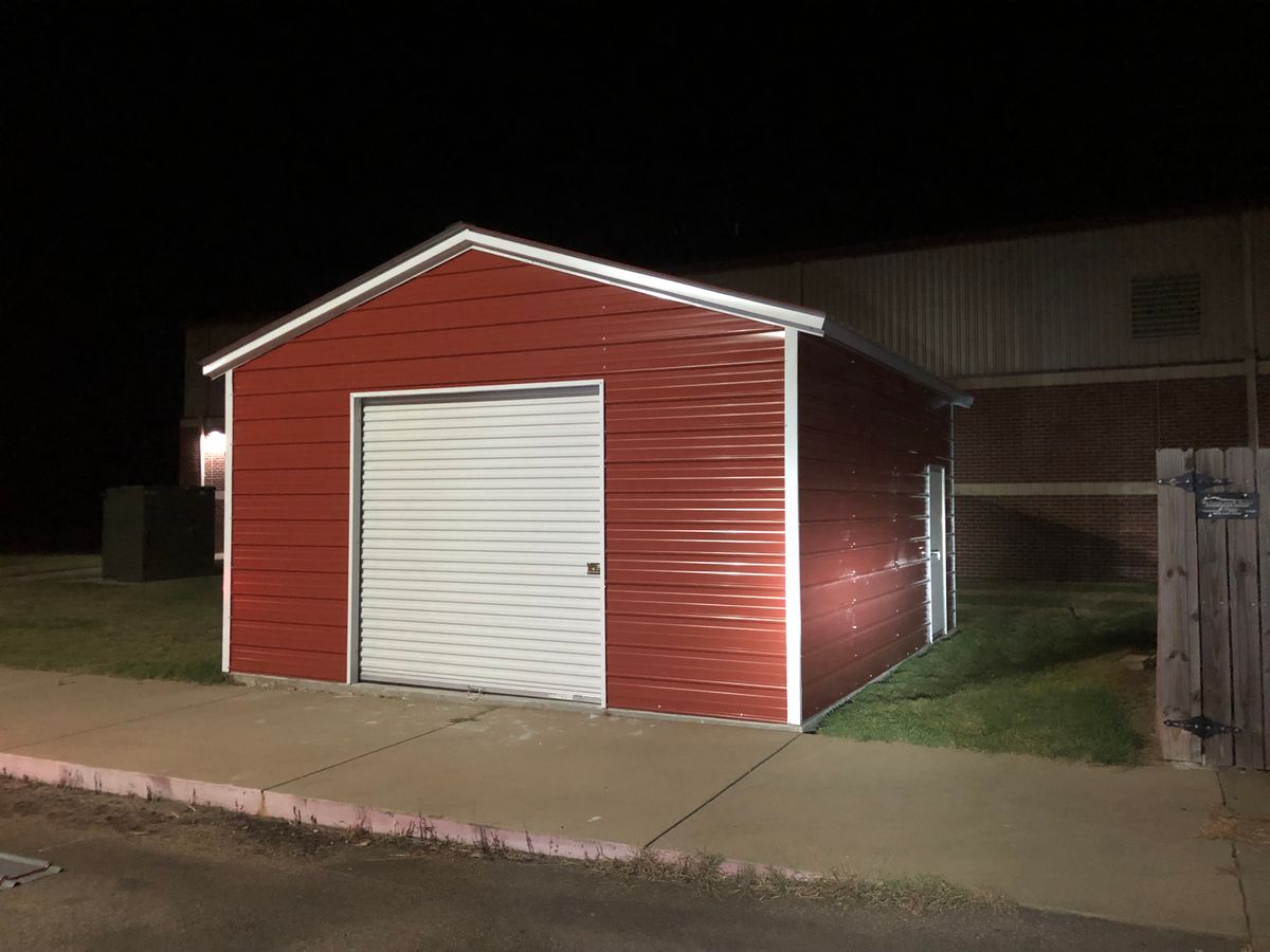 Metal Roofing for PineyWoods Buildings LLC in Nacogdoches, TX