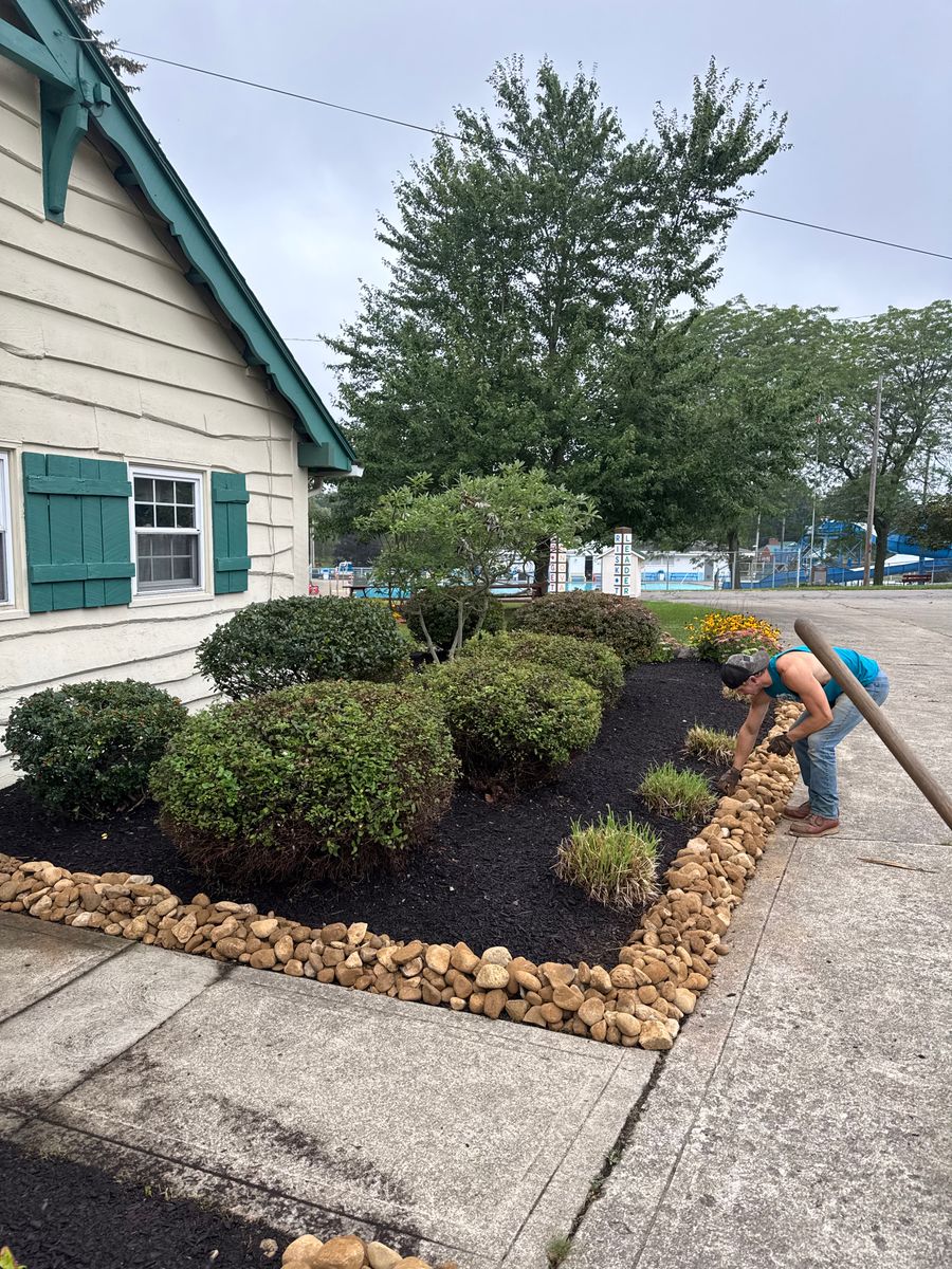 Lawn Maintenance for McKenzie's Landscaping in Shelby County, OH