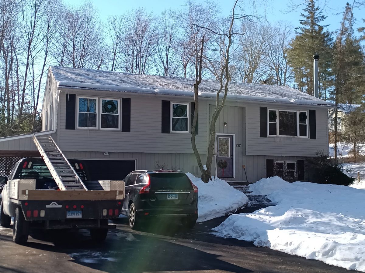 Siding installation for CT Eastern Builders in Stafford, CT