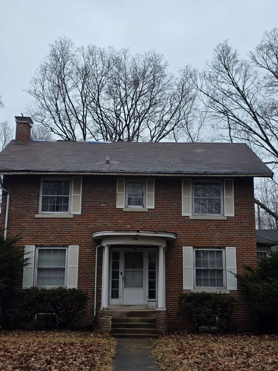 Home Repairs for Roof Doctors Roofing & Restorations LLC in Urbana, IL