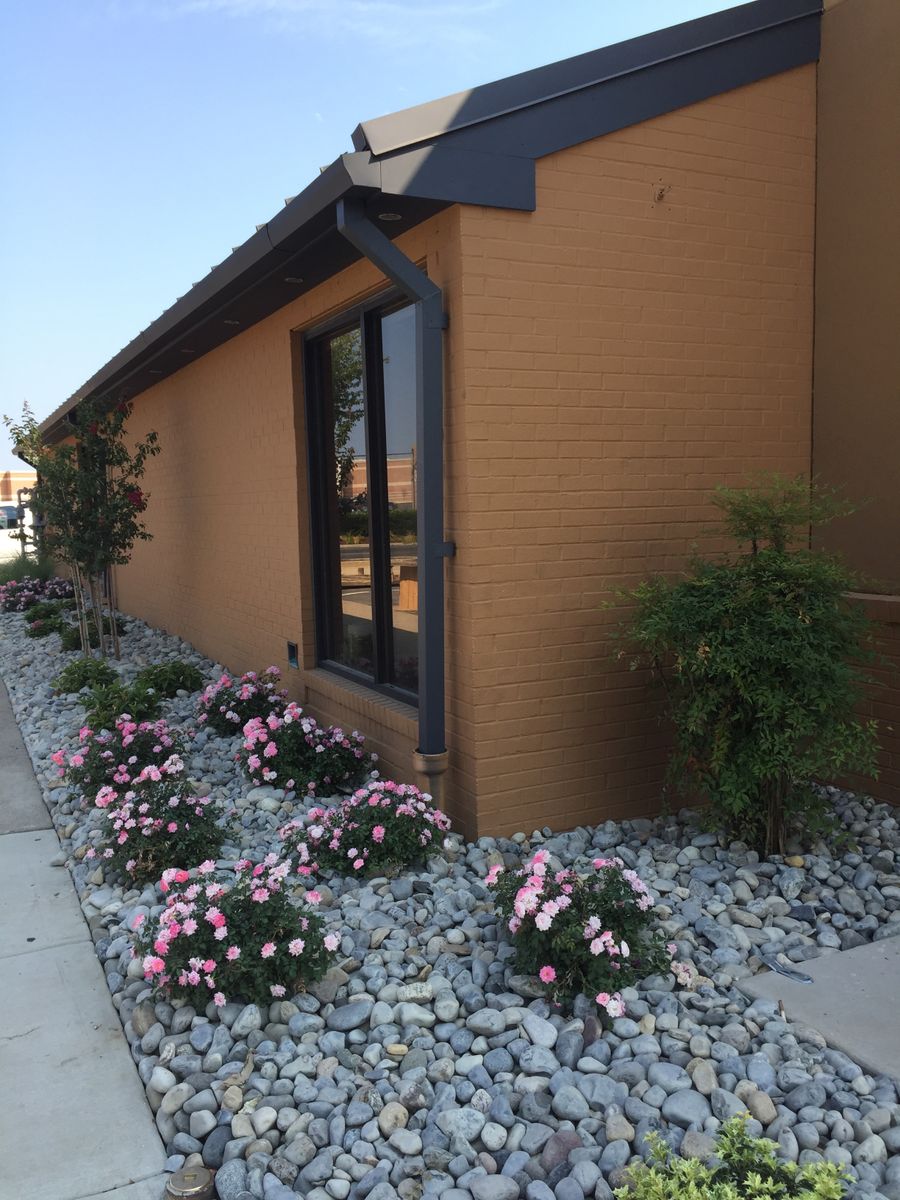 Weeding for The FAAR Group INC in Chalfont, PA