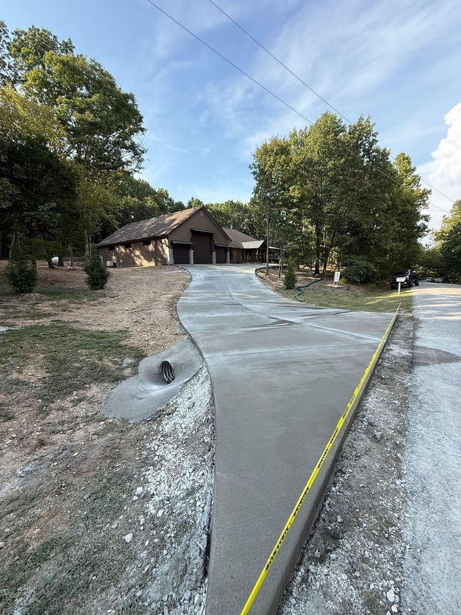 Flatwork for Modern Concrete LLC in Lowell, AR