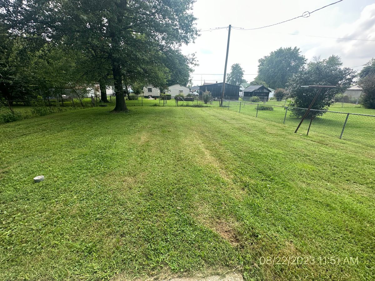 Lawn Maintenance for RFS Home Inspections in Bowling Green, KY