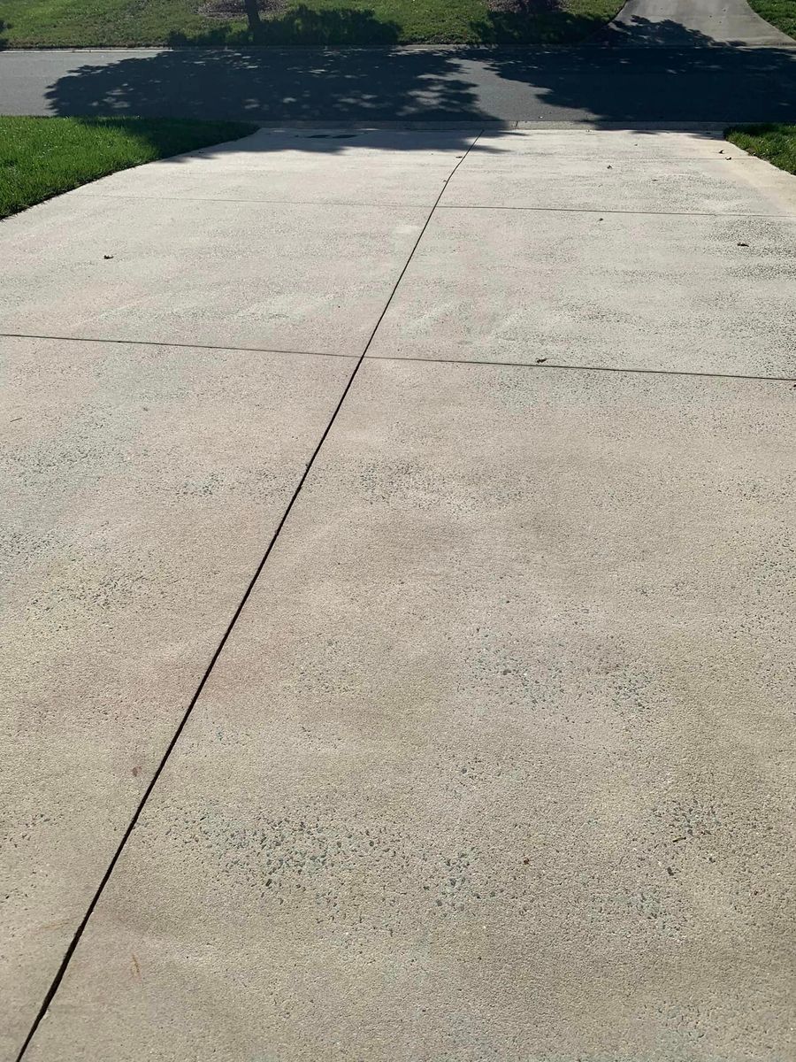 Concrete Cleaning for Flemings Pressure Washing LLC in Gibsonville, North Carolina