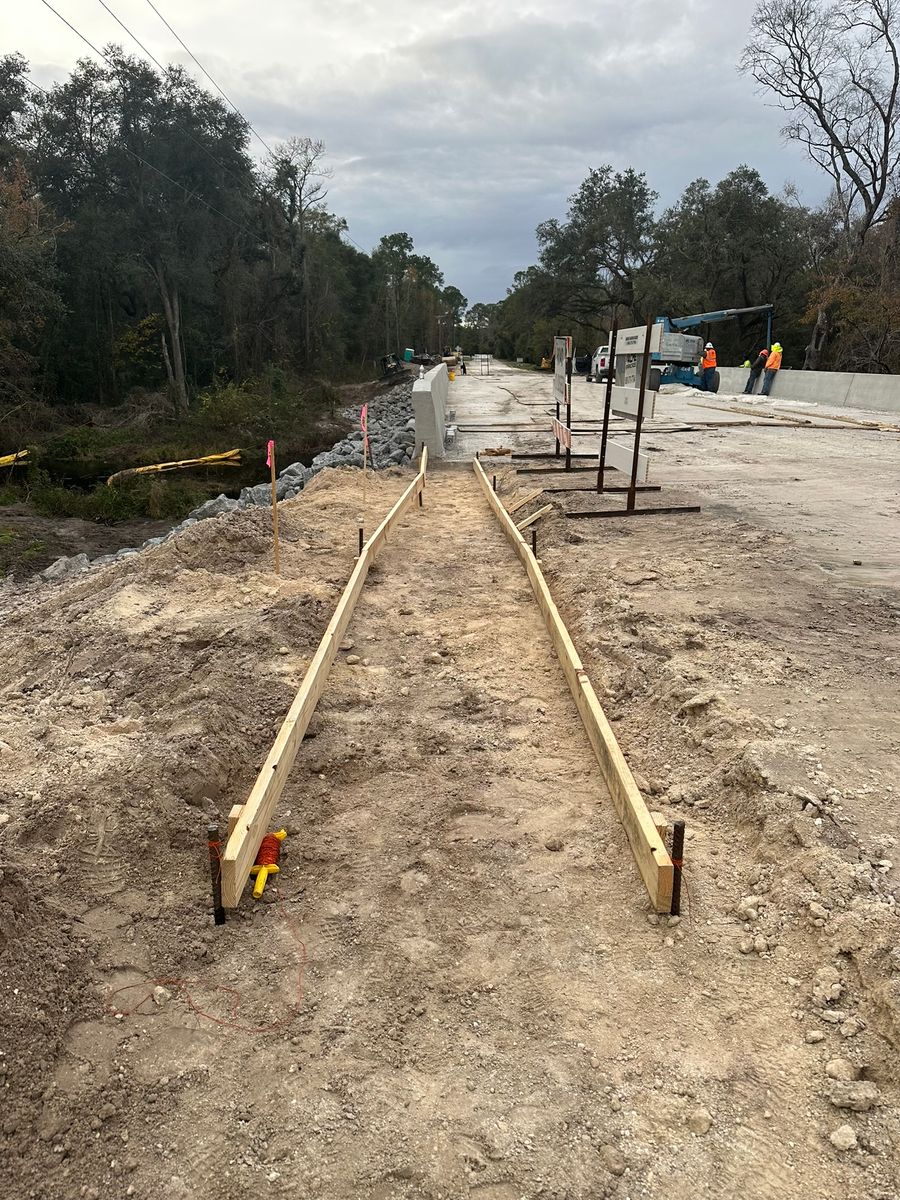 DOT Curbs for Lamar Construction in North Central, FL