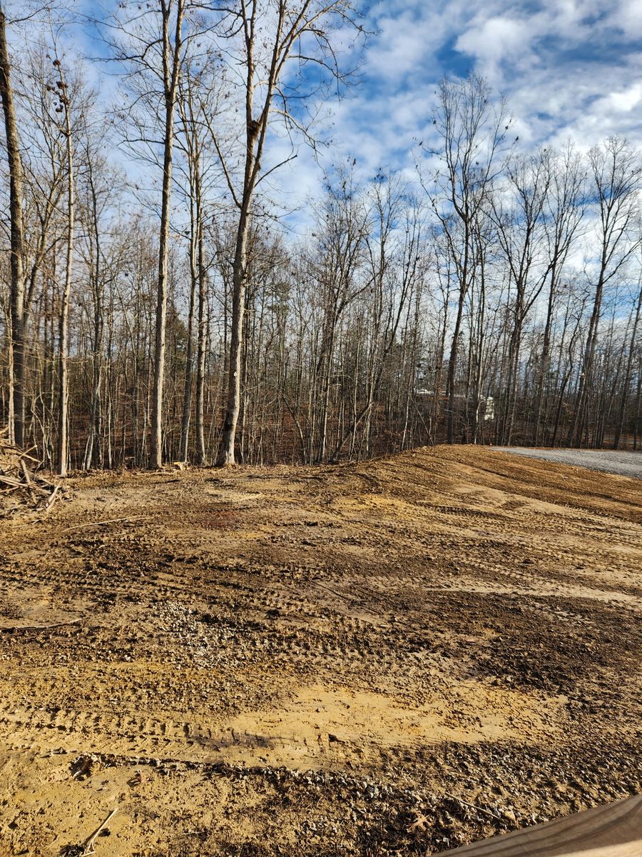 Leveling for Troyer's Excavation in Monterey, TN