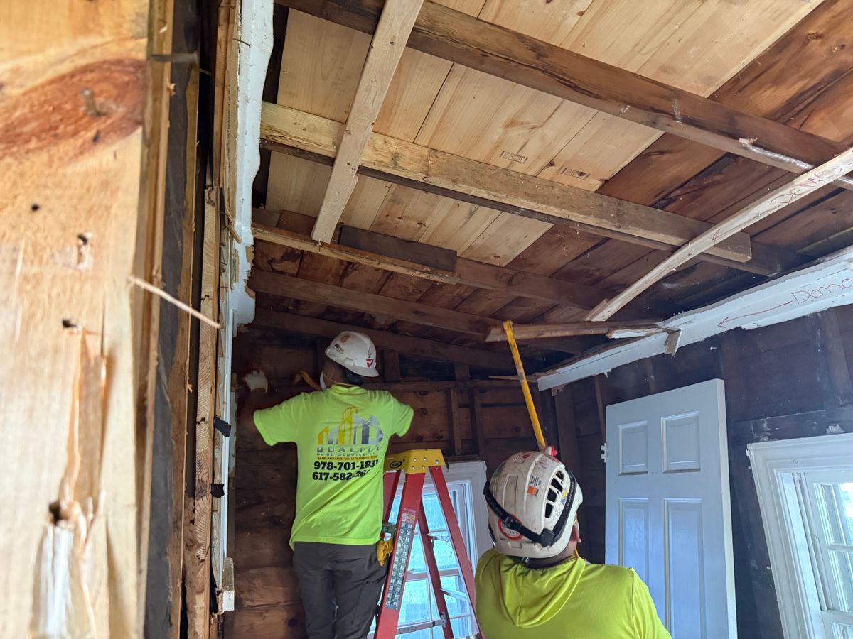 Residential Demolition for Quality Demo Services LLC in Lawrence, MA