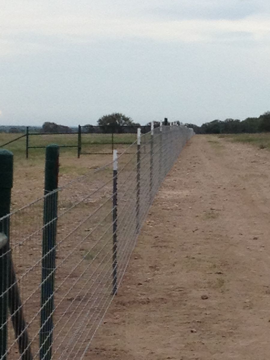 Net-Wire Fencing for 5-7 Fencing & Construction in Madisonville, TX