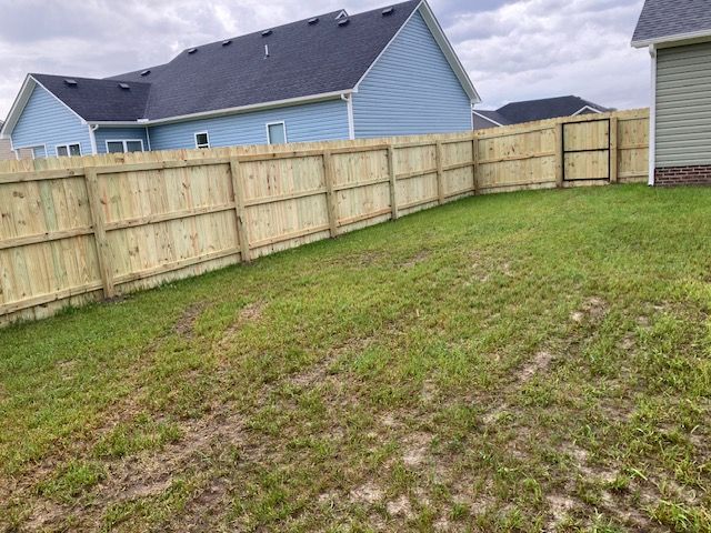 Wood Fencing for Sea Level Fence in Virginia Beach, VA