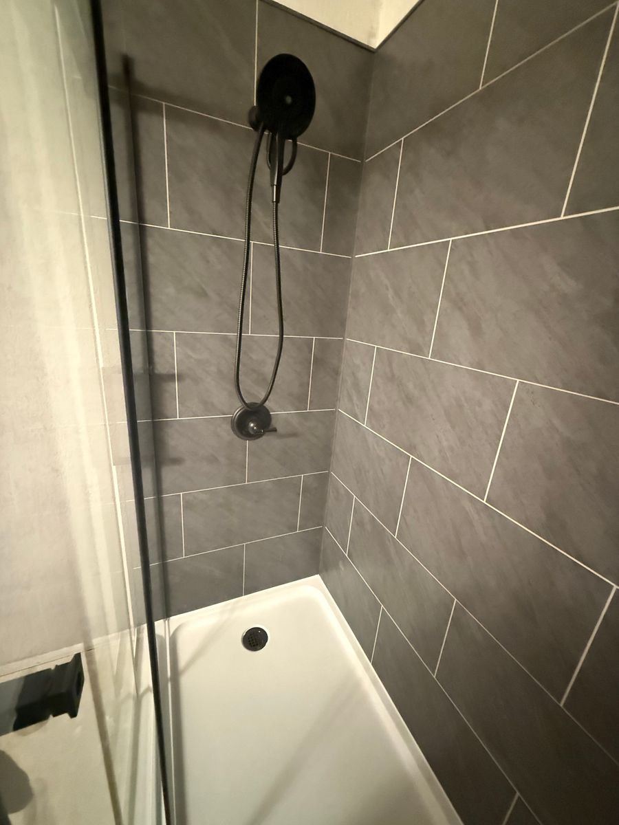 Bathroom Renovation for Calderons Proquality Construction LLC in The Dalles, OR